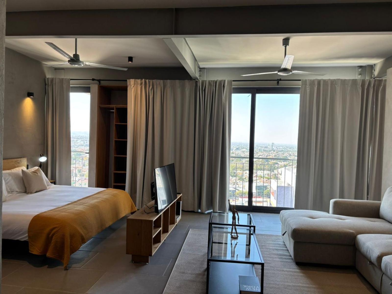 Departamentos Y Suites Indigo Querétaro Εξωτερικό φωτογραφία